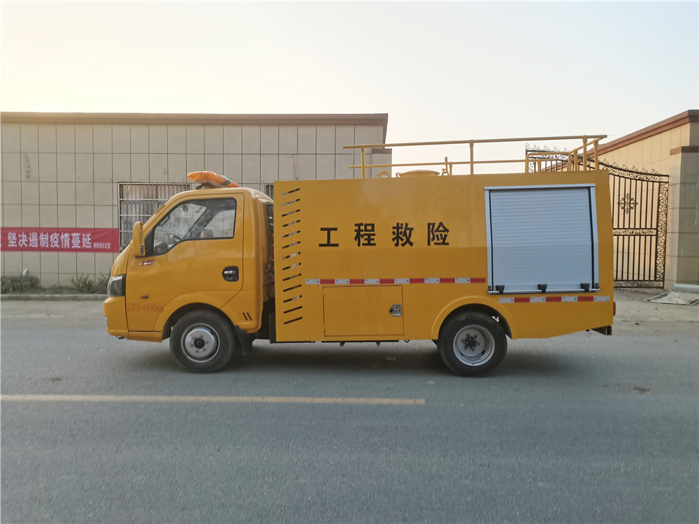 東風途逸小型工程救險車圖片4