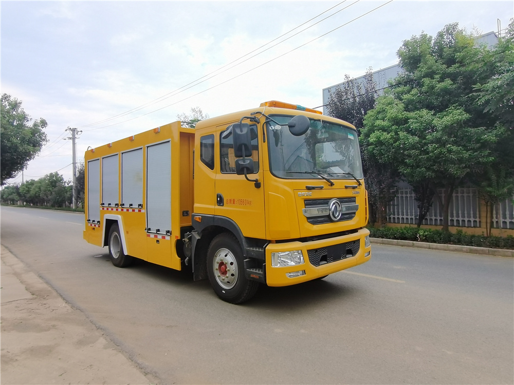 東風D9大流量排水搶險車圖片2