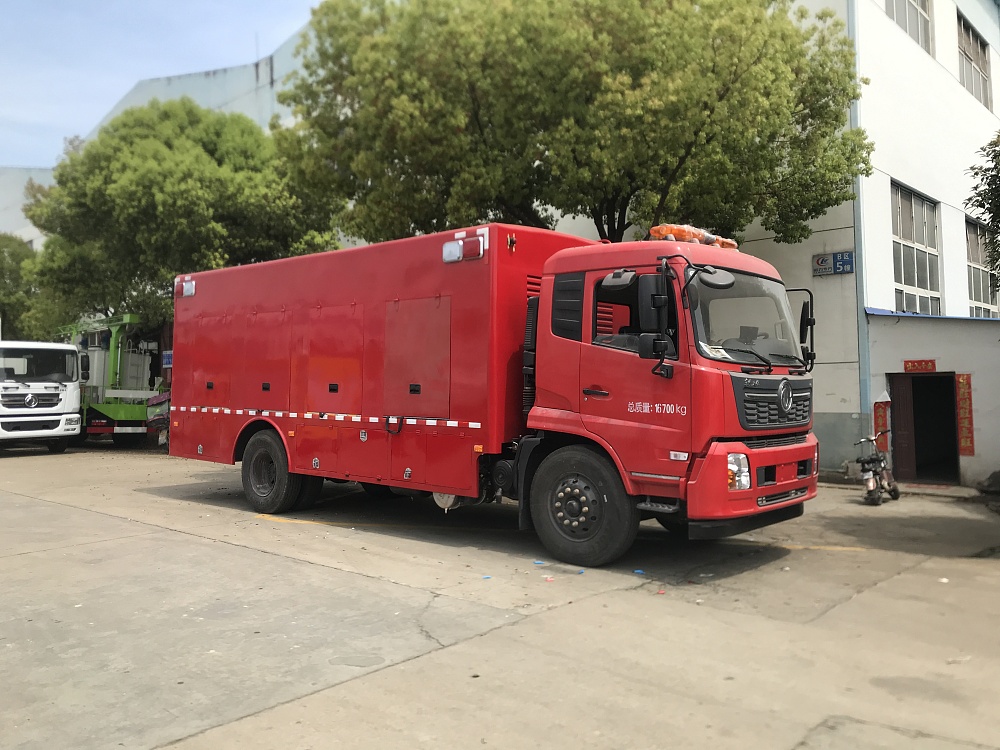 東風(fēng)天錦工程防汛救險車