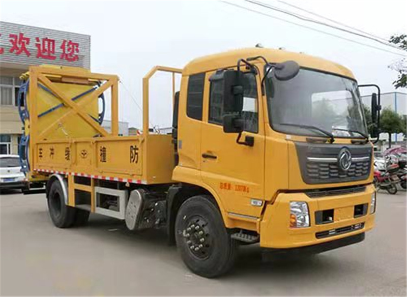 東風(fēng)天錦防撞緩沖車
