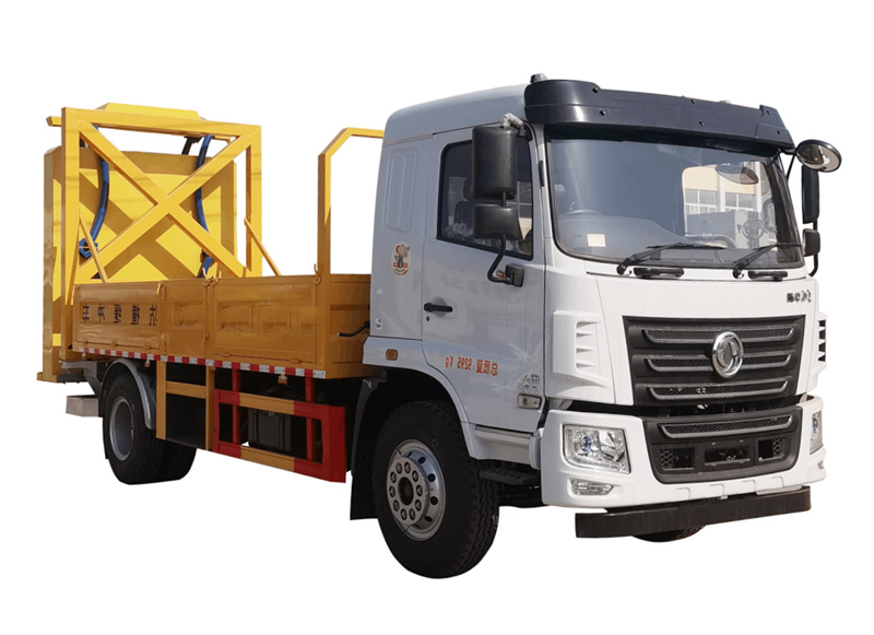 華神F5防撞緩沖車