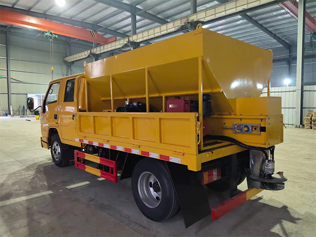江鈴雙排除雪車(chē)圖片3