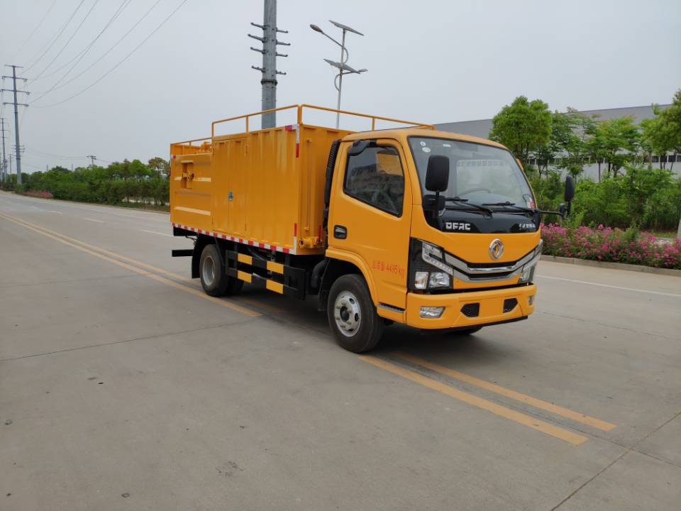 藍牌東風小多利卡污水處理車圖片5